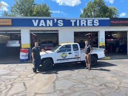 1672943630553 Vans Tire 1672943630553 Vans Tire