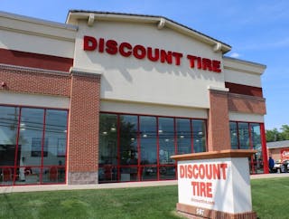 Discount-Tire-store-horizontal-resized