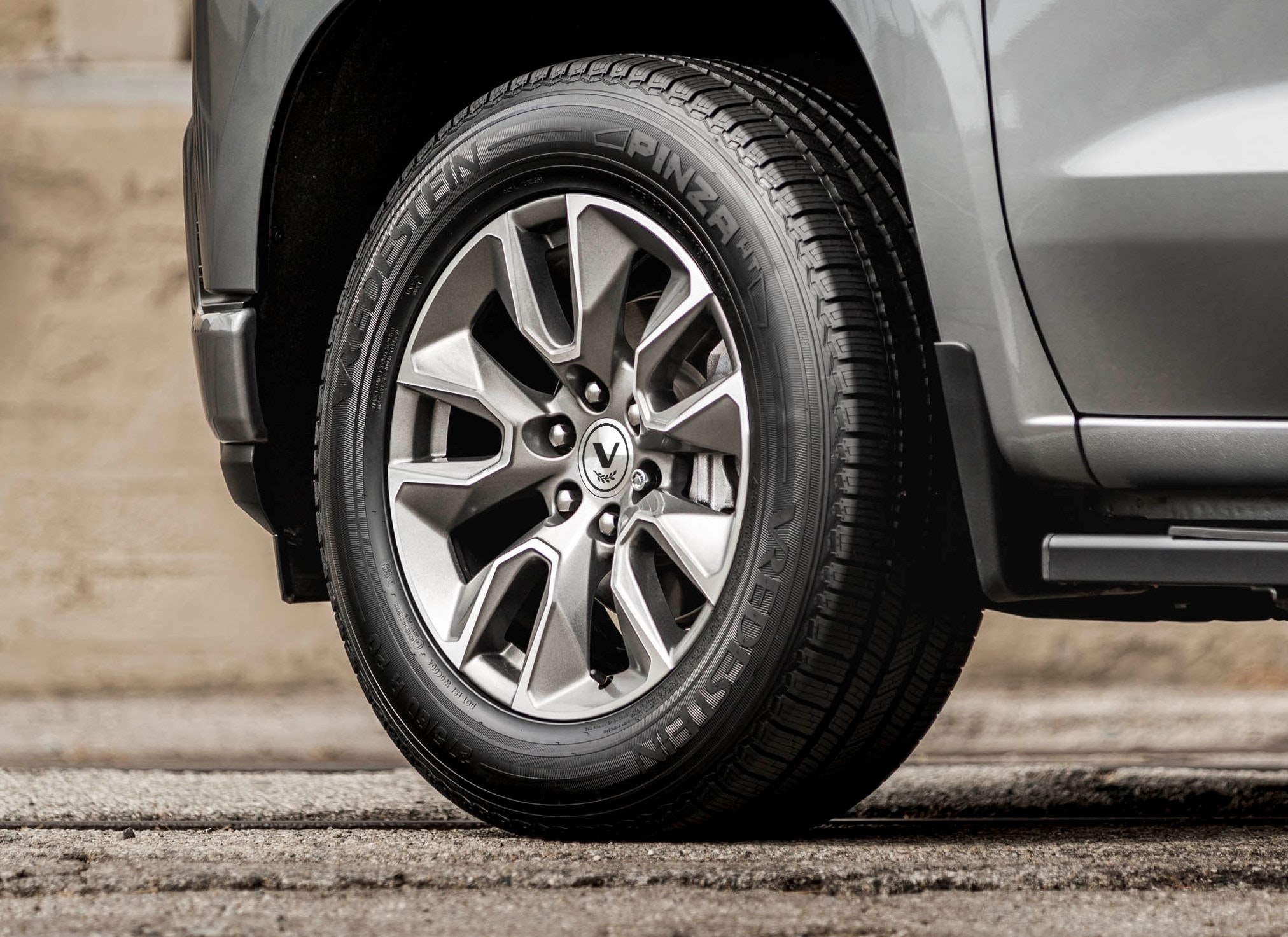 1672943957764 Pinzaht5