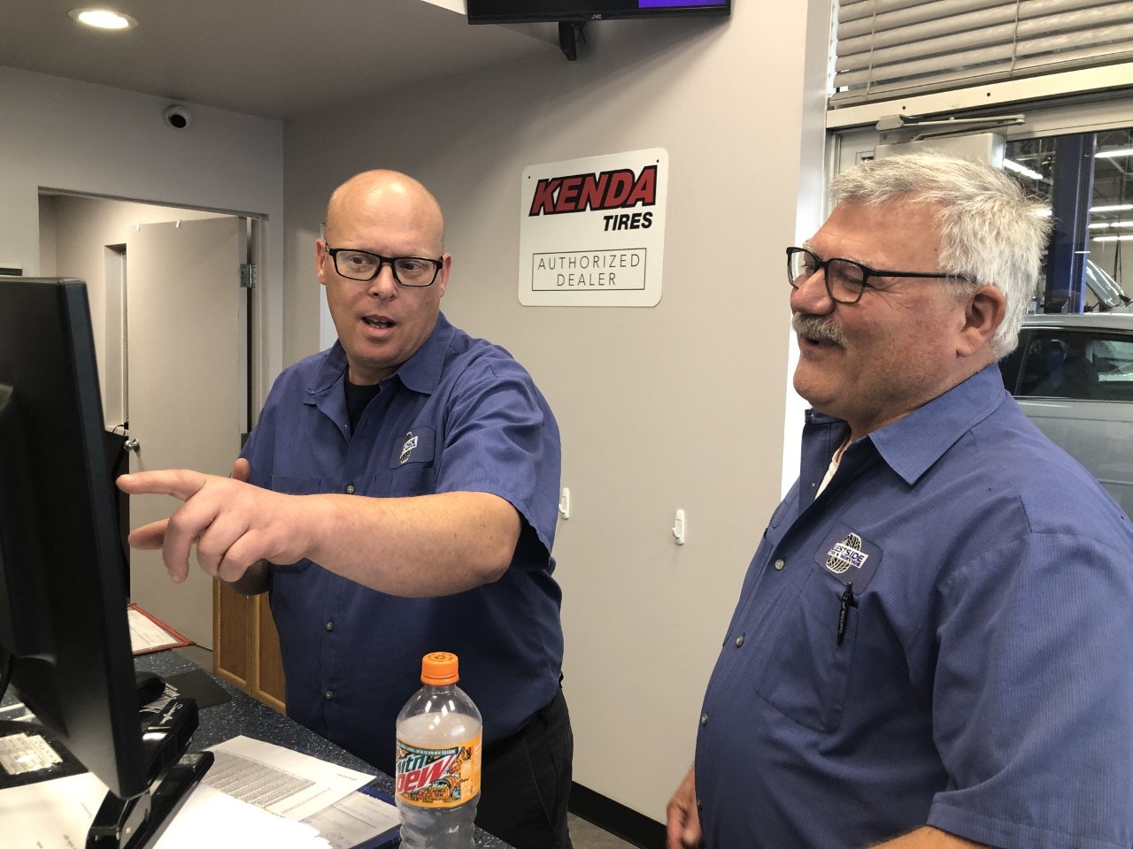 1672944512411 Retail