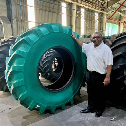 1672944890147 Grimdwithgreenxlrearthtire