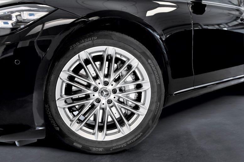 1672949035854 Hankook Mercedessclass1