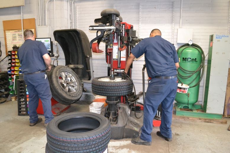 1672950053909 Marchmorgantoolsequipmentstorytiremountingphotoresized