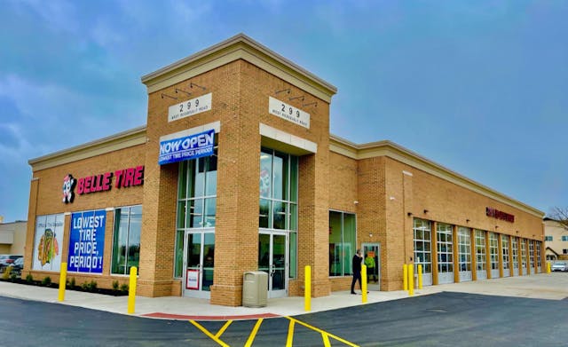 Belle-Naperville_new_store