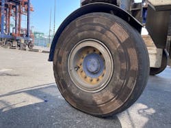 1673017522218 Yokohamarr42onstraddlecarriersmall 1673017522218 Yokohamarr42onstraddlecarriersmall