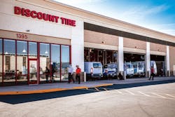 1673017620113 Discounttirefleetstoryservicebaysresized 1673017620113 Discounttirefleetstoryservicebaysresized