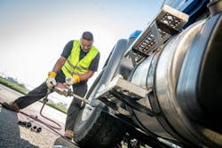 1673018275083 Bestoneofindytrucktireserviceweb 1673018275083 Bestoneofindytrucktireserviceweb