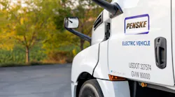 Penske-Daimler-electric-truck