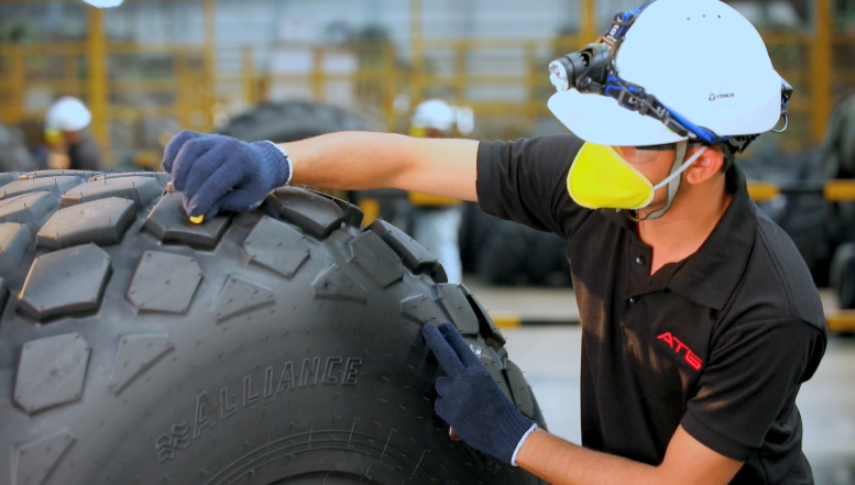 1673021524015 Alliancetireinsideplantshot3