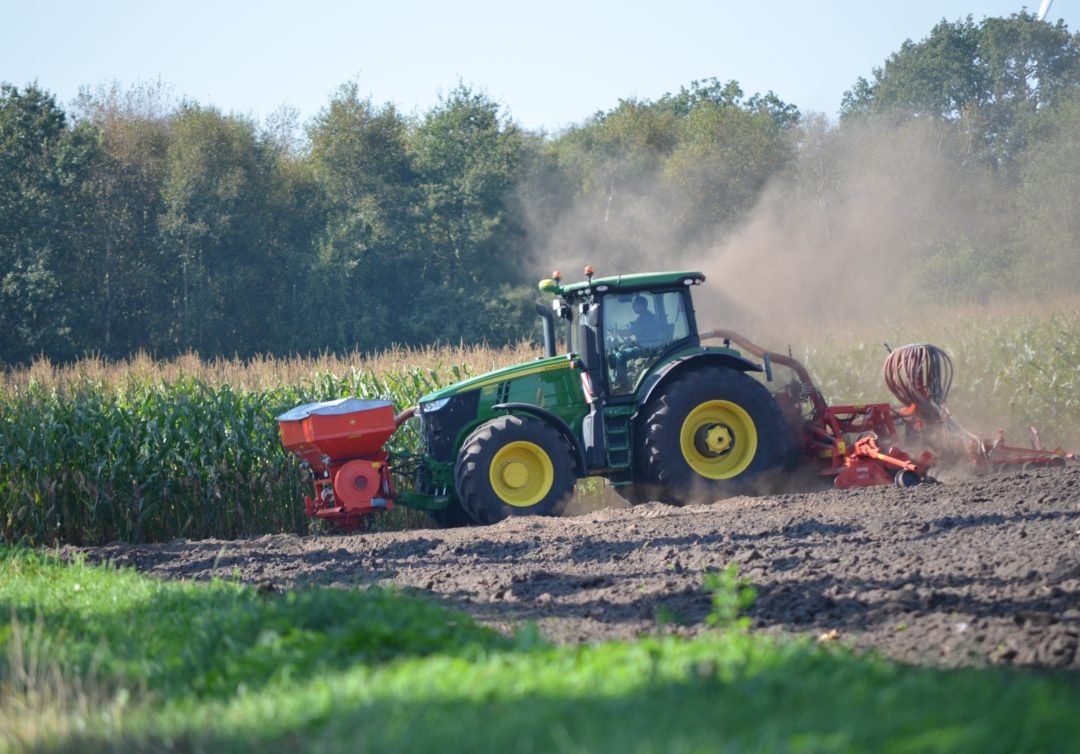 1673021947461 Bkt Tractor 111