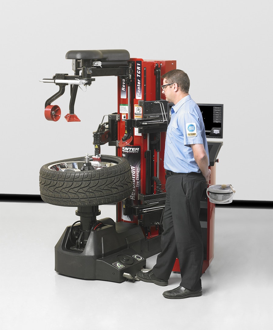 1673034975821 Hunterrevolutiontirechanger