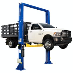 forward-lift-unveils-two-post-lift-with-18-000-pound-capacity