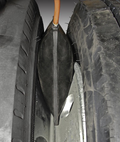 1673040077559 Sharkfindualwheelseparationbag