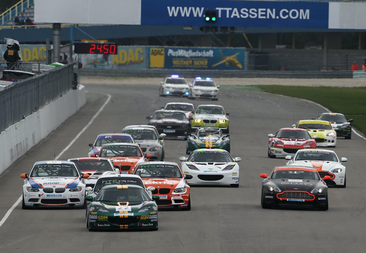avon-confirmed-as-sole-supplier-to-euro-and-dutch-gt4-series