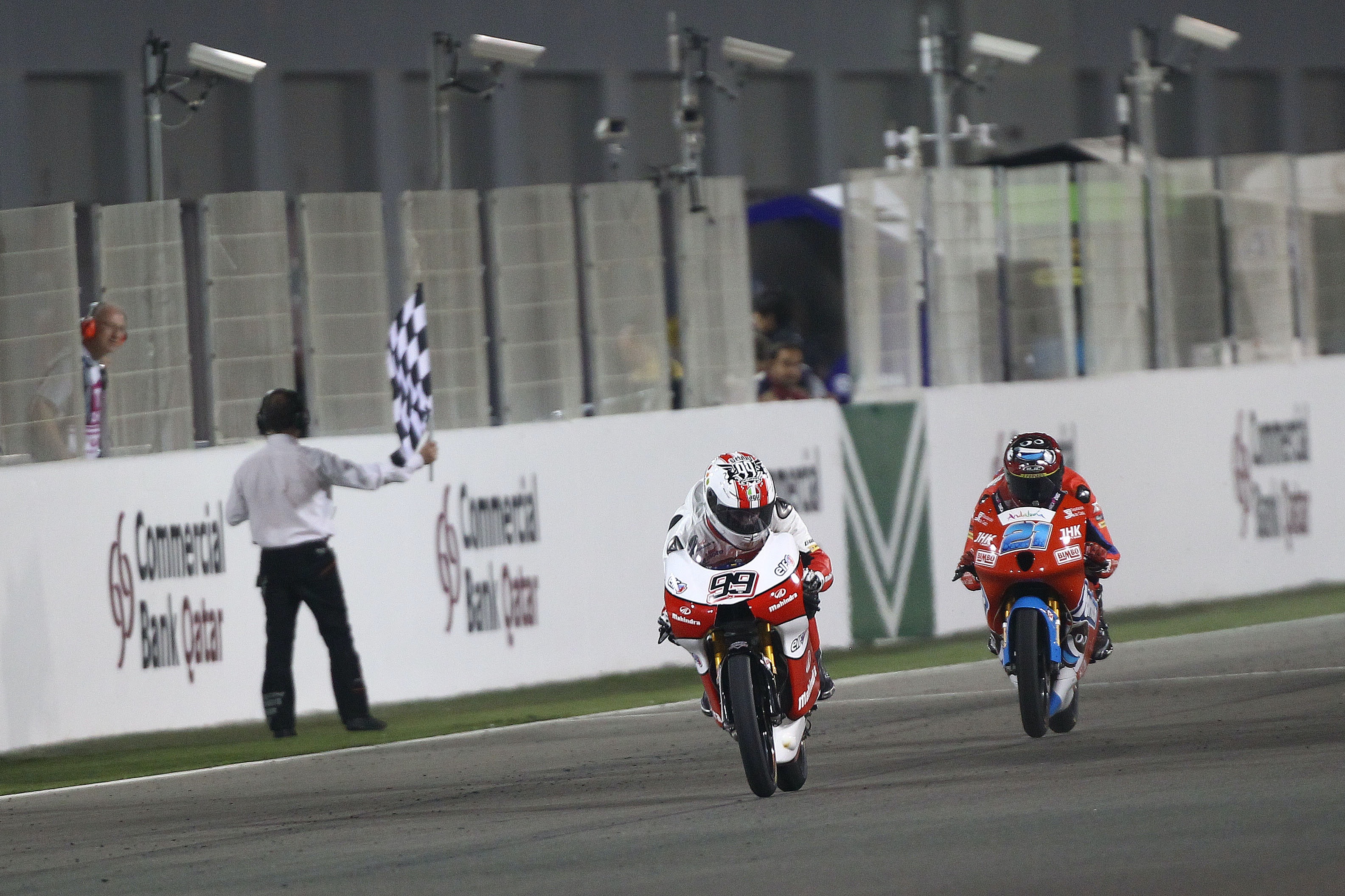 1673041770609 Solidstartformahindraatinauguralmoto3race