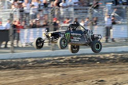 1673041919784 Veteranoffroadertakesfirstonofftheshelfgeolandaratstires 1673041919784 Veteranoffroadertakesfirstonofftheshelfgeolandaratstires