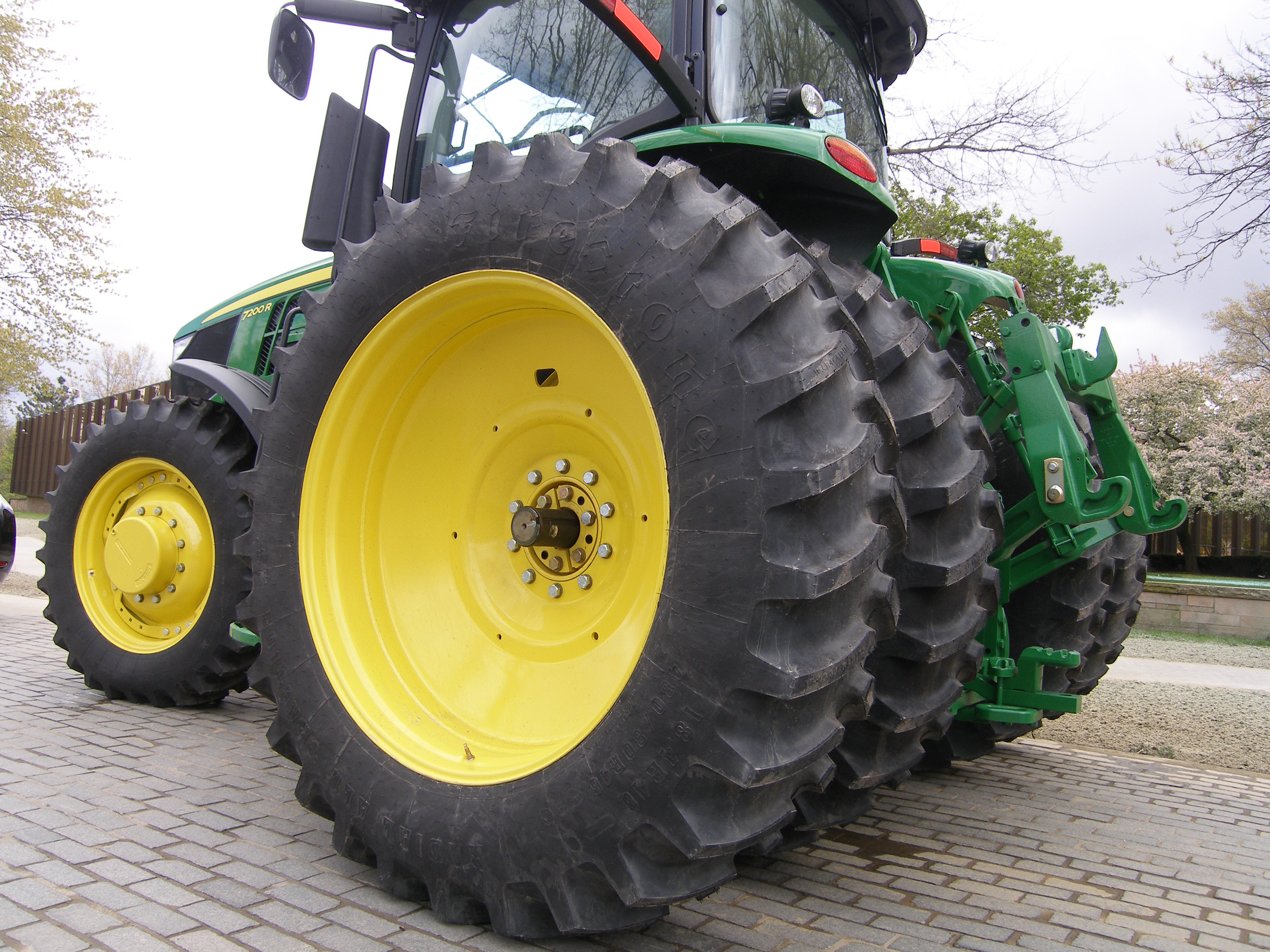 1673042379352 Bridgestoneearmarks74millionforagtireplant