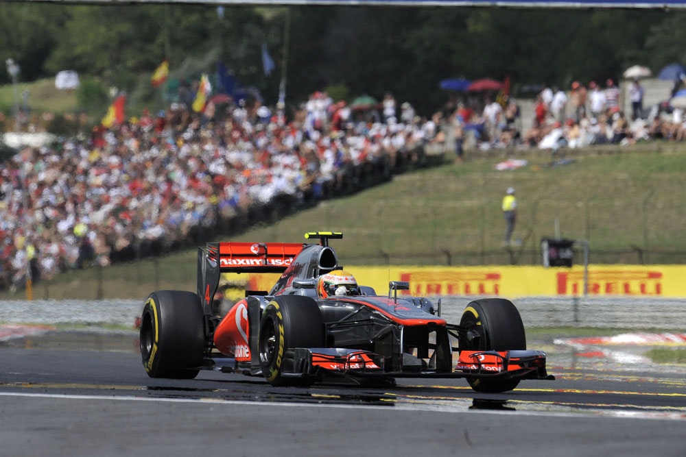 1673042843918 Hamiltoncompletesdominantweekendwithpirelli