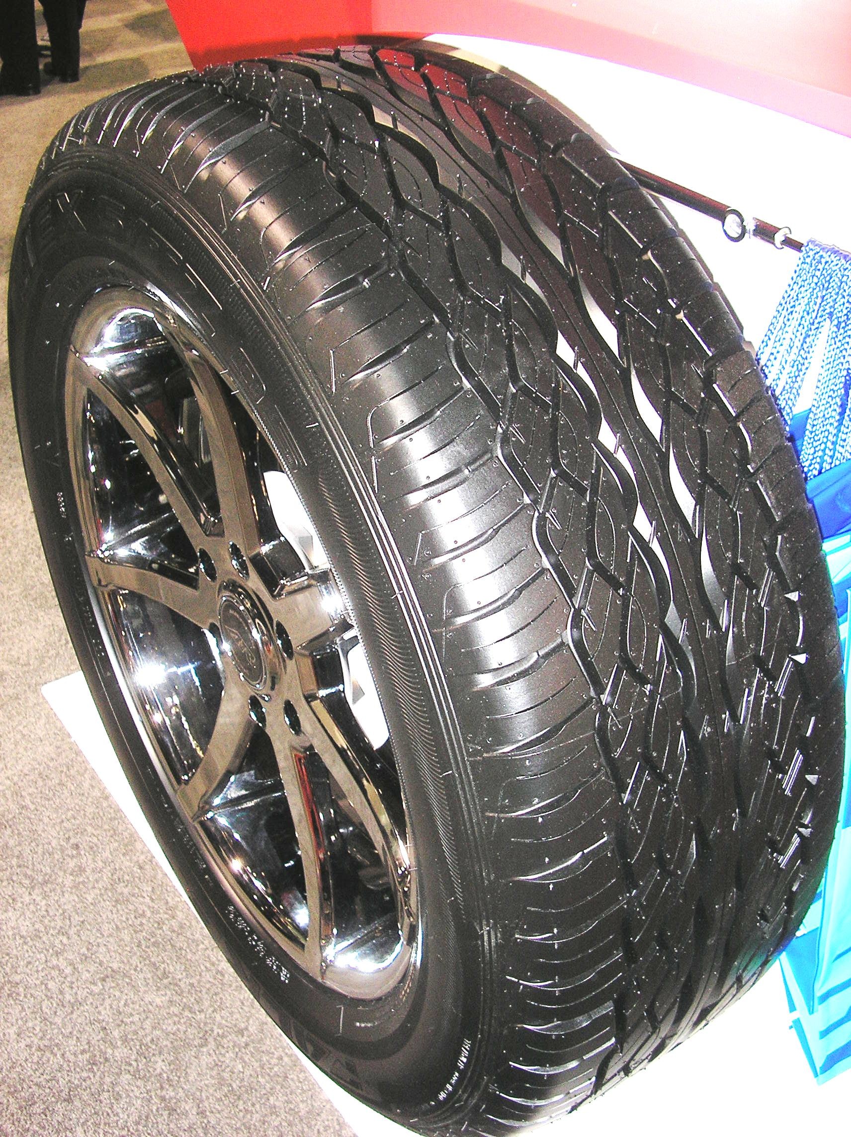 1673043849744 Semashowdaythreefalkengetssportier