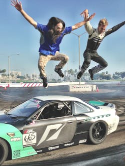 nitto-gives-facebook-contest-winners-a-thrill