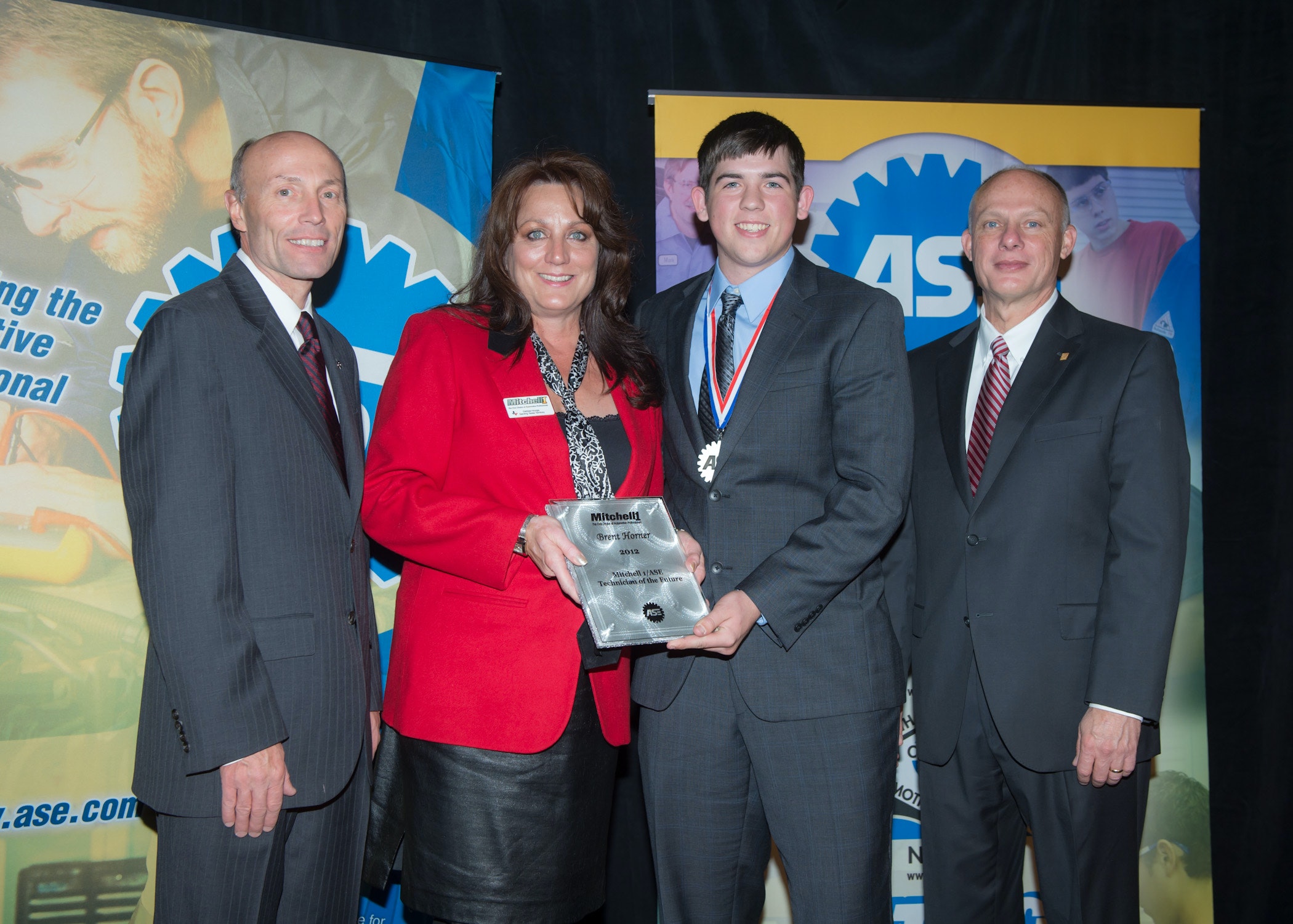 1673044114695 Mitchell1asenametechnicianofthefuture