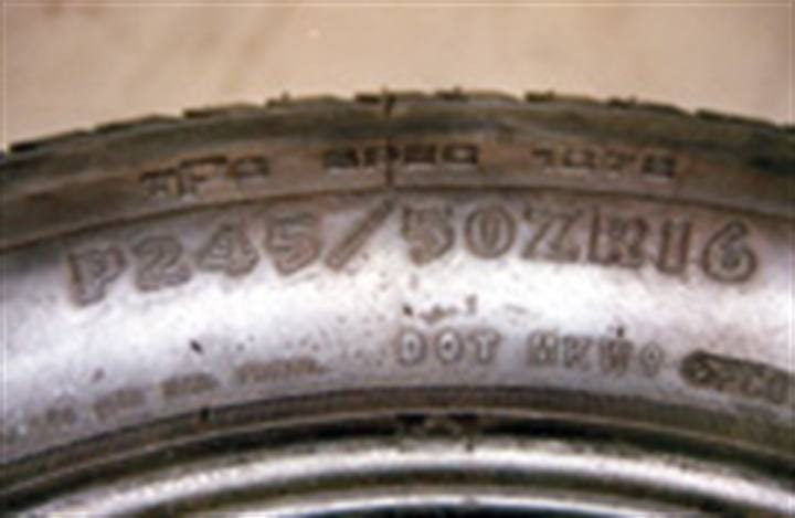 1673044335215 Builtandrepairedforspeedperformancetiresrequirespecialconsideration