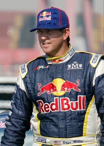 1673046375923 Rhysmillenwinsclasssetsrecordatpikespeakontoyos