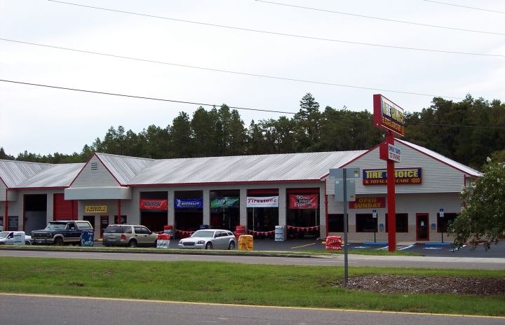 1673046453575 Twomorestoresforhennellyandtirechoice