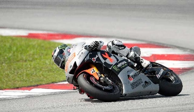 lorenzo-leads-the-way-on-day-two-at-sepang
