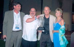 1673047985789 Coxreceivesprestigiousawardfromitdg 1673047985789 Coxreceivesprestigiousawardfromitdg