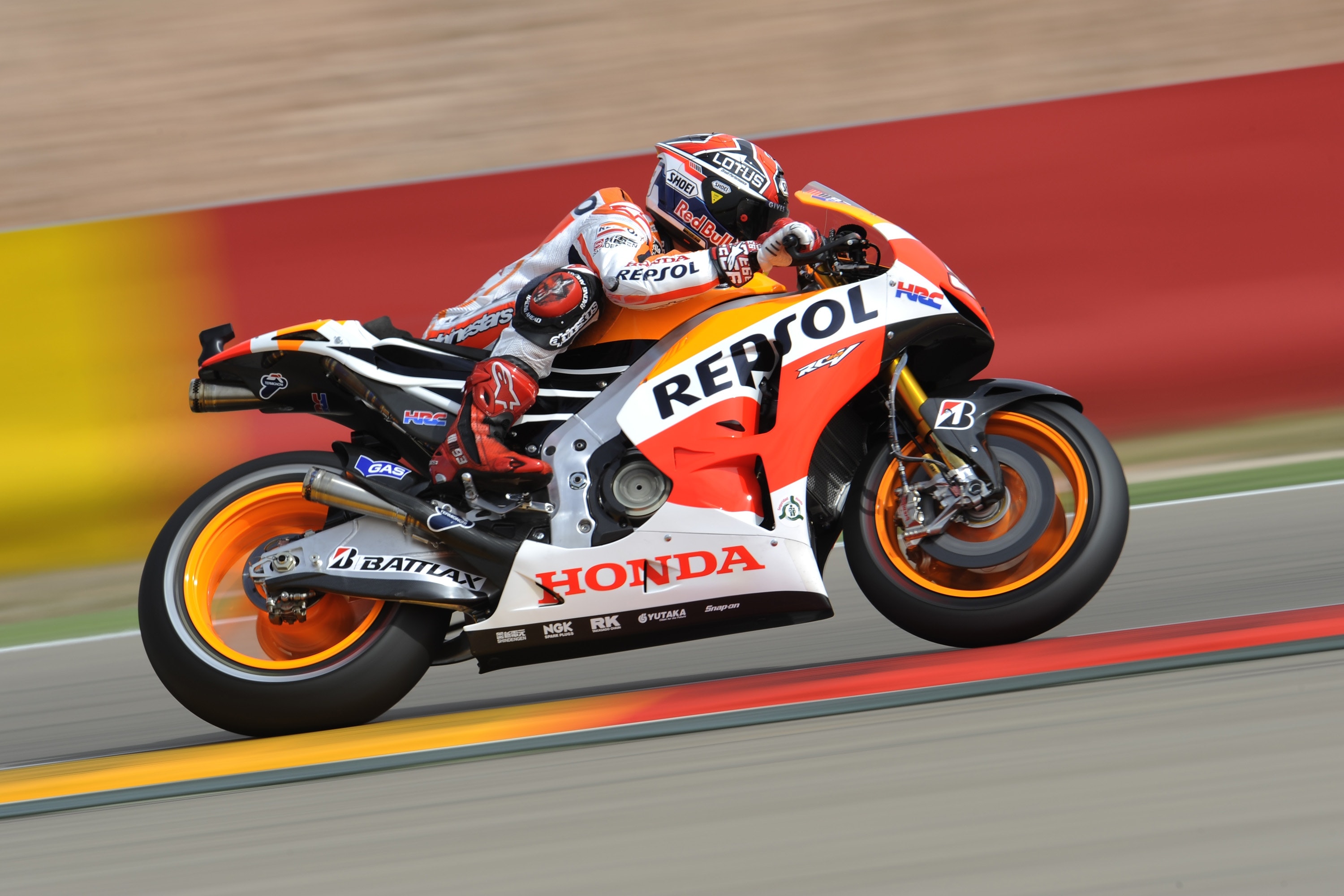 1673049658420 Marqueztakescontrolinopeningdayatmotorland