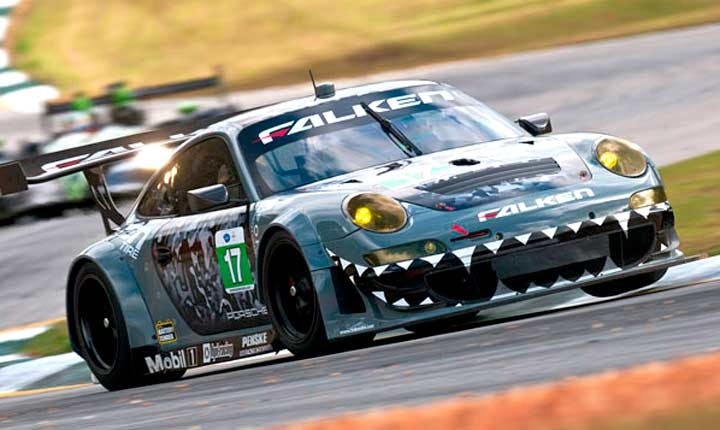 team-falken-takes-first-in-gt-at-petit-le-mans