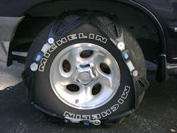 1673049969045 Snoclawsclawthroughsnowandmud 1673049969045 Snoclawsclawthroughsnowandmud