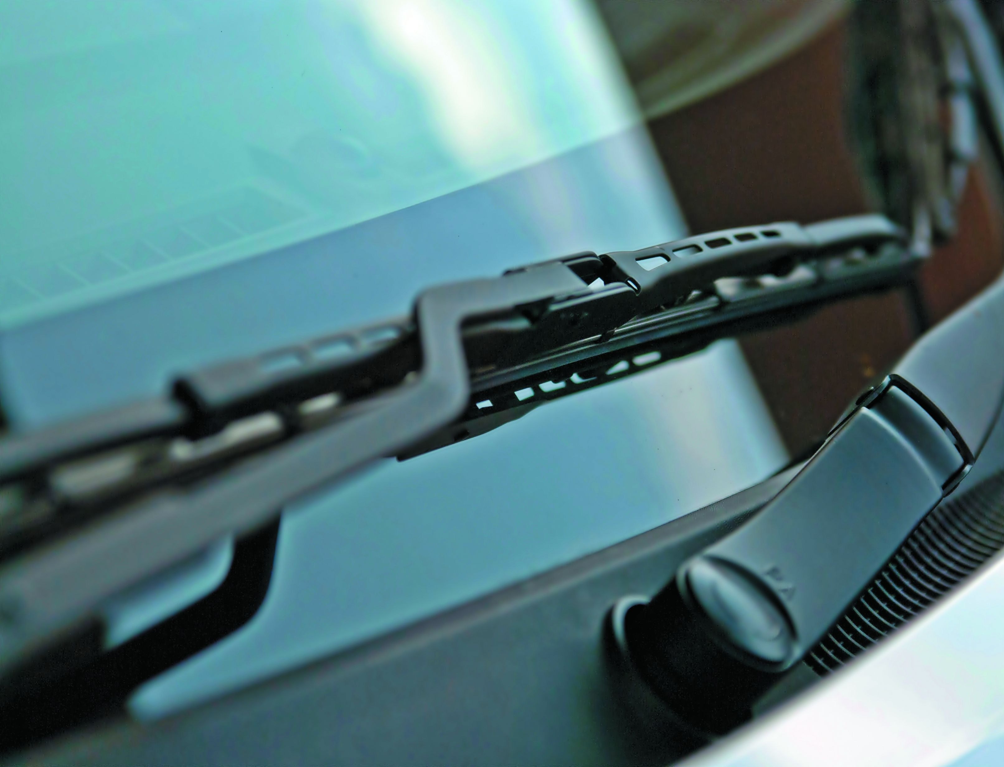 1673273968074 Fromtoptobottomspringcarcarestartswithwindshieldwipers