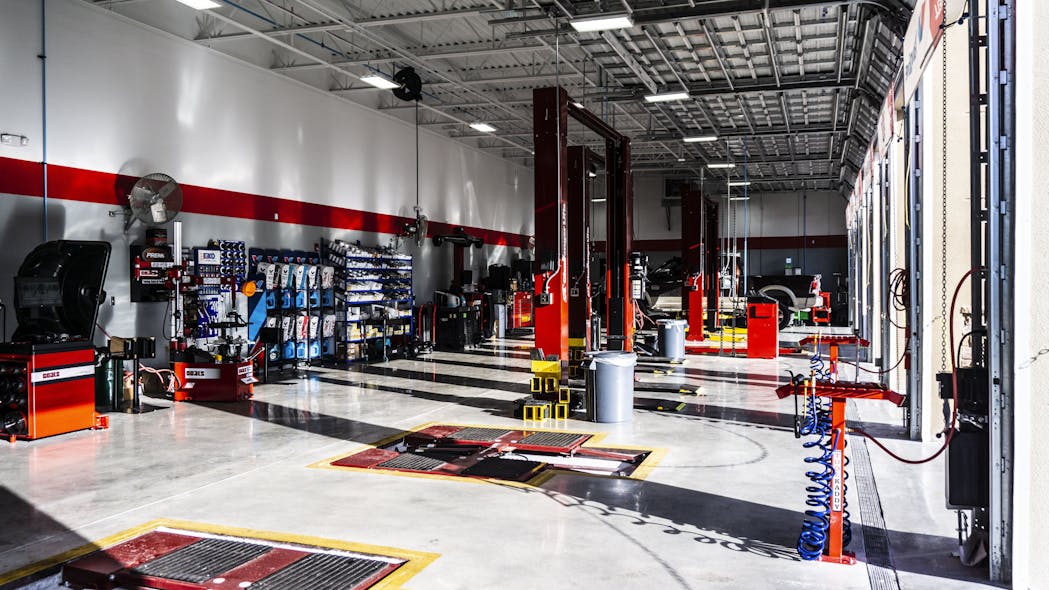tire-kingdom-unveils-its-shop-of-the-future