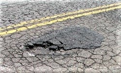 1673279232111 Techniciansidentifycommonanduncommontirehazards 1673279232111 Techniciansidentifycommonanduncommontirehazards