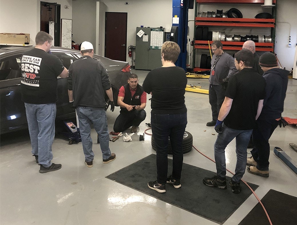 1673280192151 Tiabringsatstrainingtoschrader