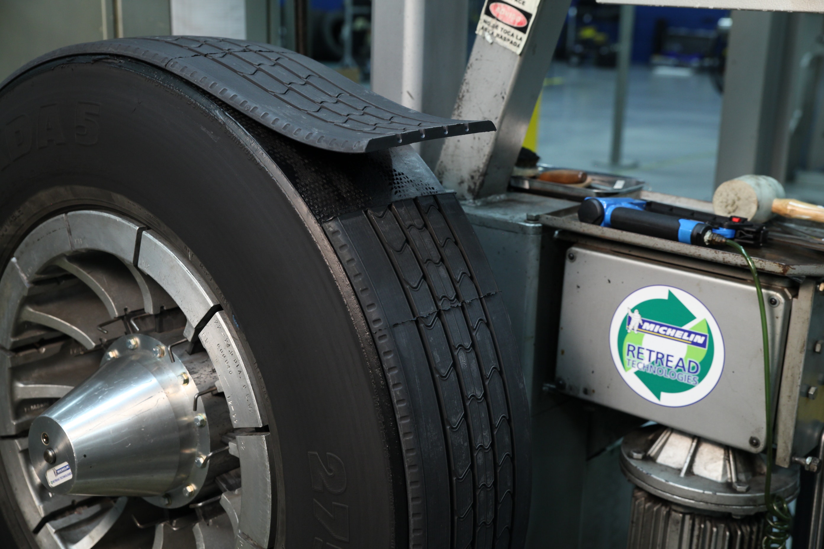 1673280383010 Michelinexecdiscussesmrtnetworkexpansiontciselloffs