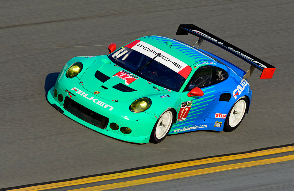 1673280697785 Teamfalkenreadyforfirstassaultondaytona