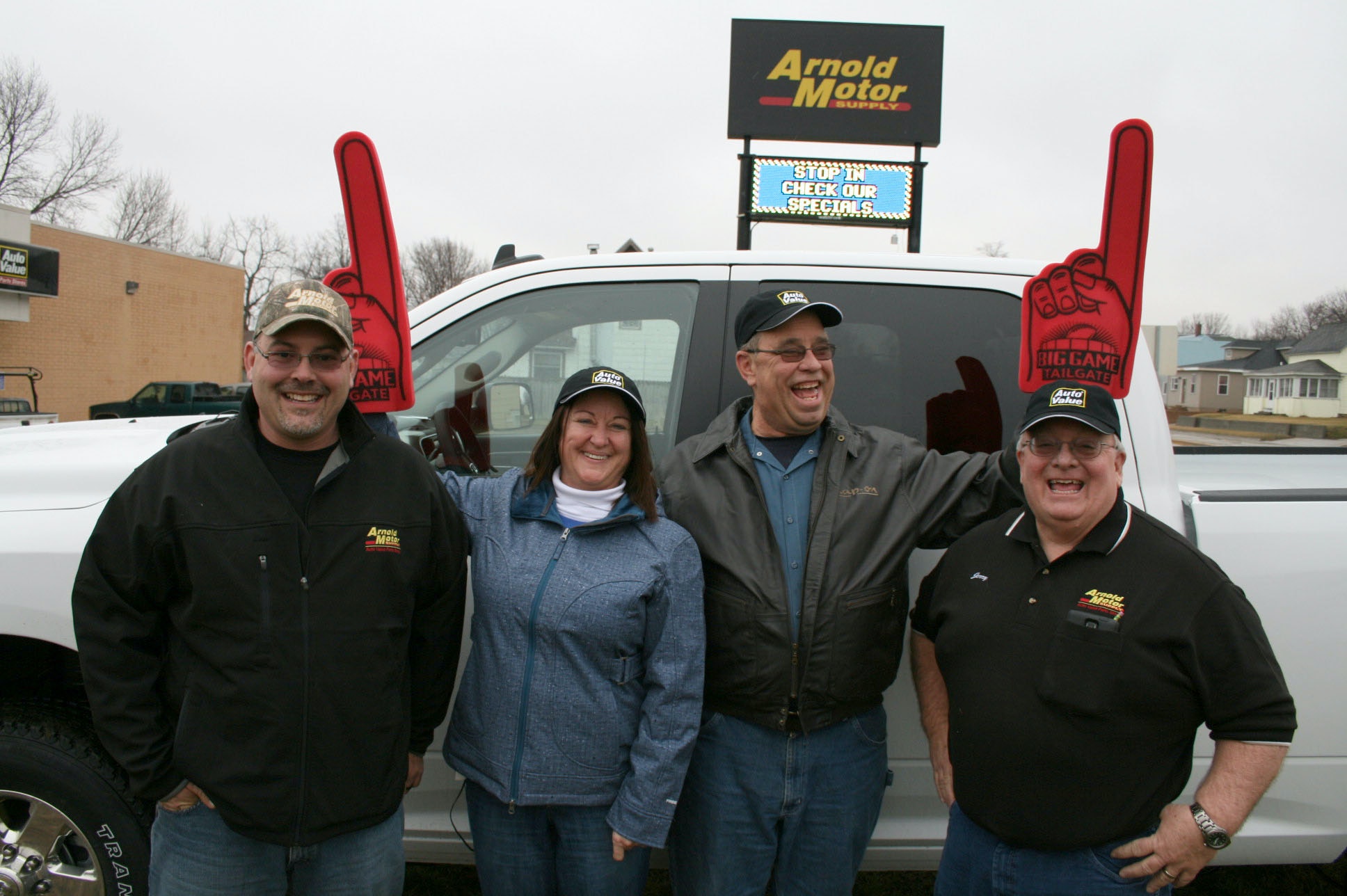 1673280757244 Iowapartsstoreownerwins2015pickup