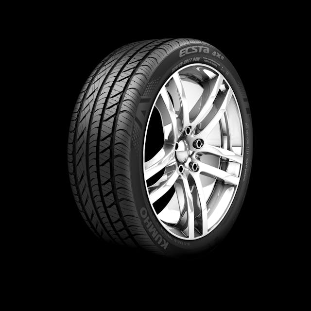kumho-unveils-uhp-and-premium-cuv-suv-tires