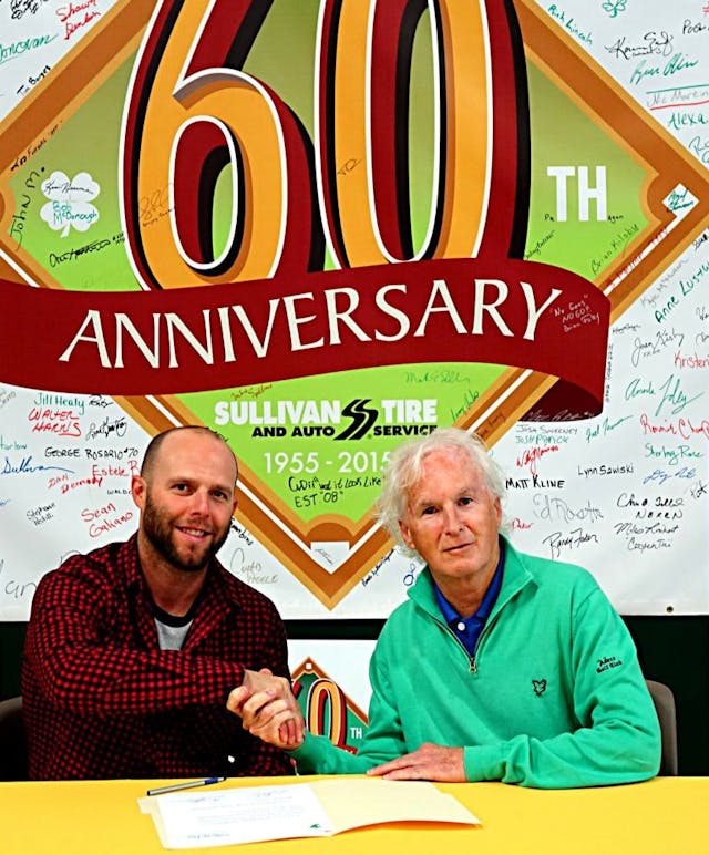 sullivan-tire-extends-contract-with-pedroia