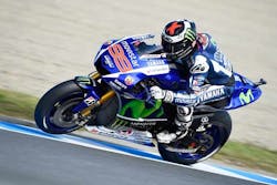 lorenzo-sets-formidable-pace-in-japanese-motogp-practice