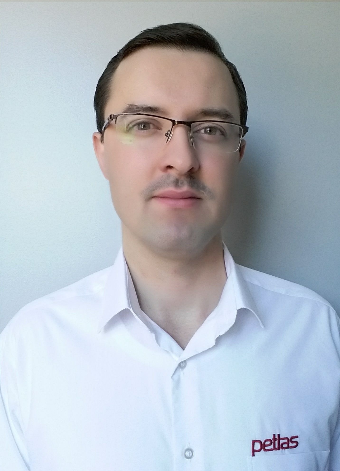 1673283318891 Petlaswillopenanofficeintheusa