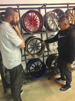 1673299577454 Sellingservingretailingcreateconfidenceandbuildenthusiasmtomakesales 1673299577454 Sellingservingretailingcreateconfidenceandbuildenthusiasmtomakesales