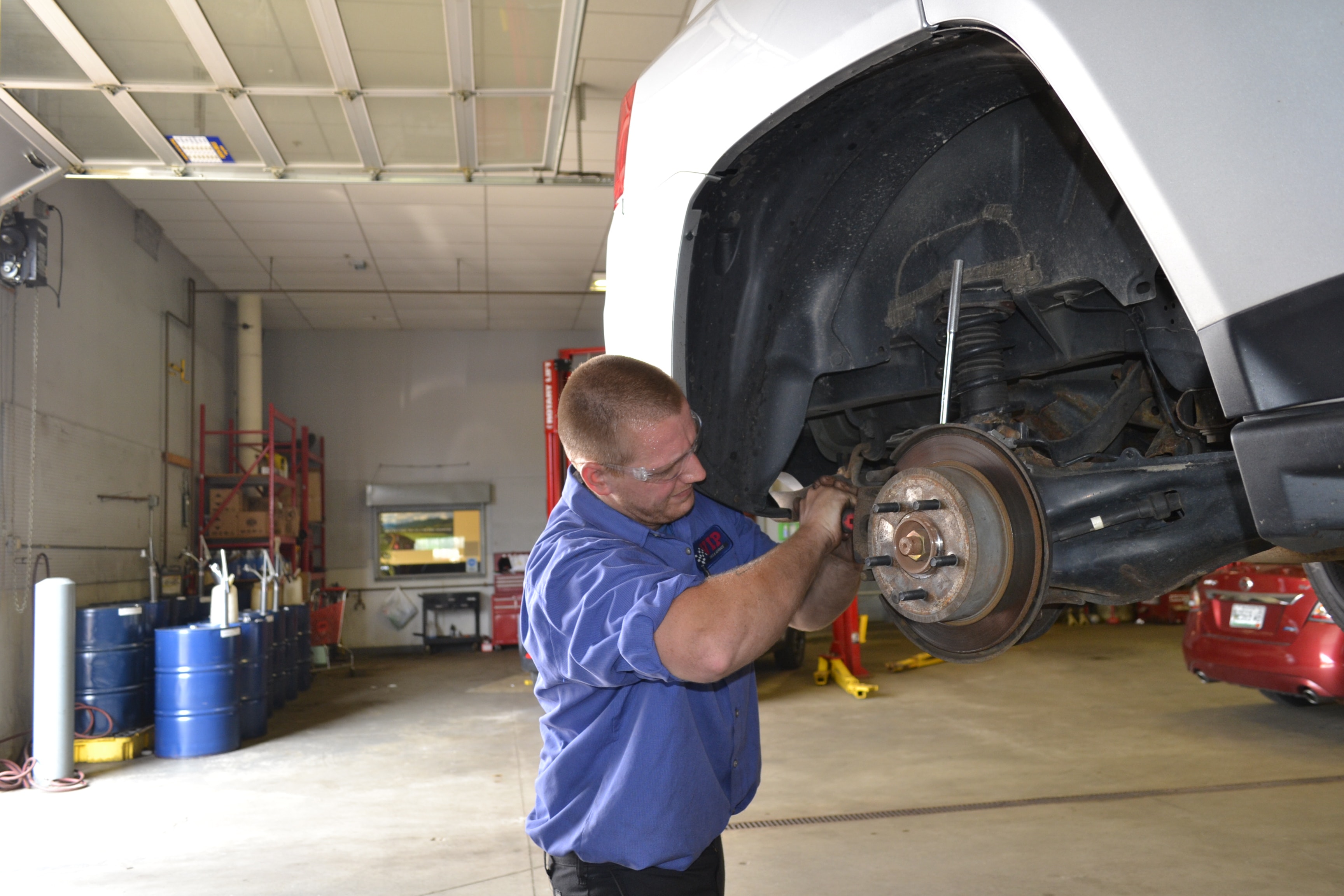 1673300702176 Servicebrakesridecontrolandtirestogethertoreducecomebacks