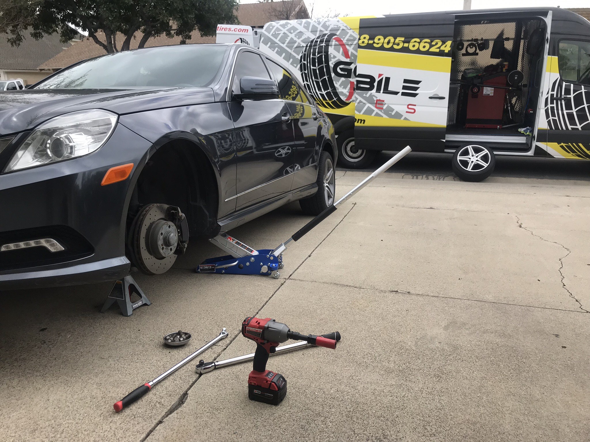 1673300865840 Thebiggesttrendinretailingmobiletireservice