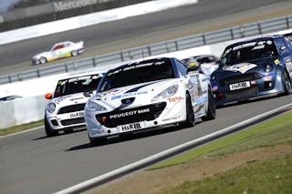 kumho-tire-sees-vctory-at-international-motorsports-games