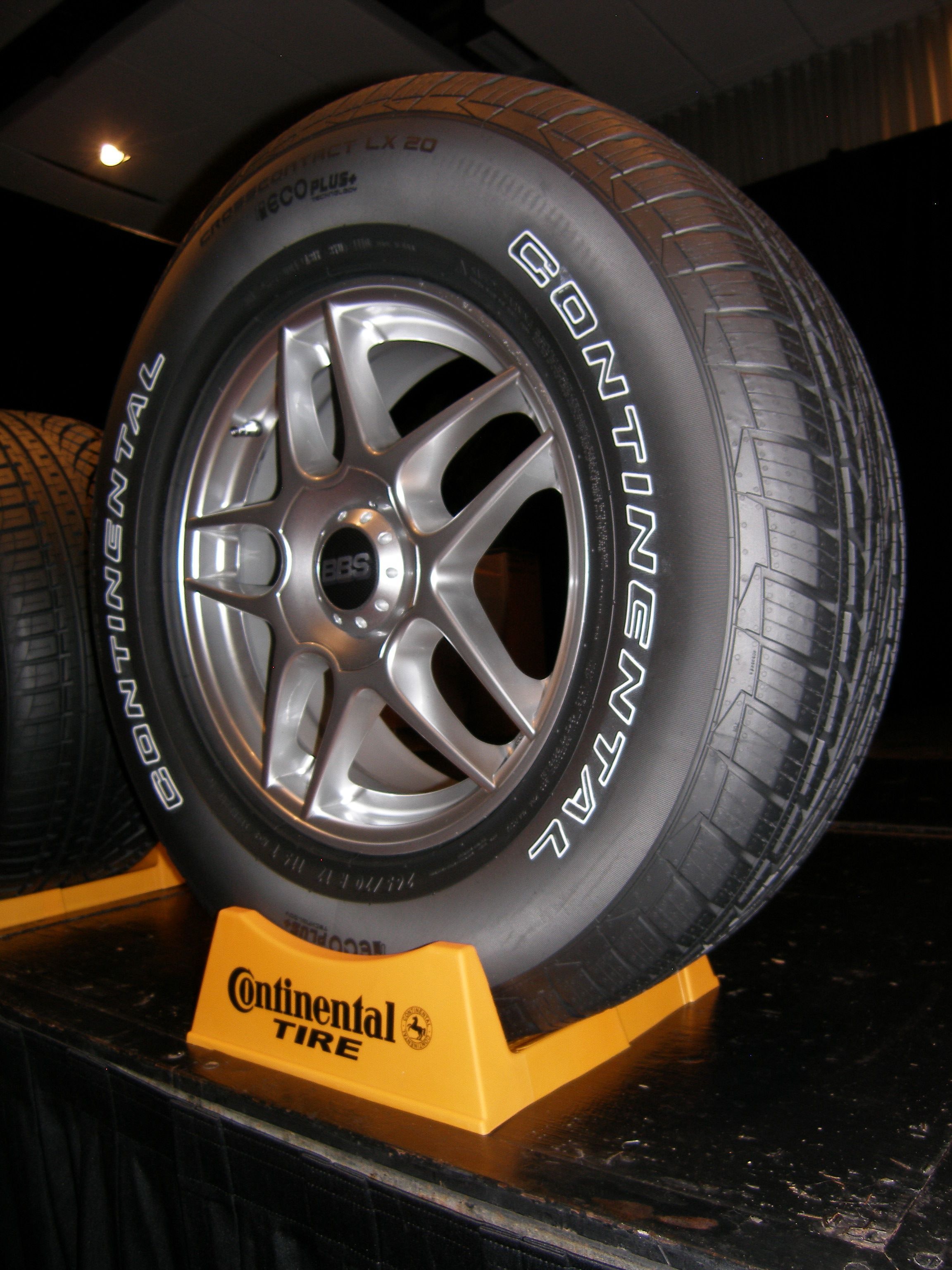 1673303541007 Nowavailablethecontinentalcrosscontactlx20