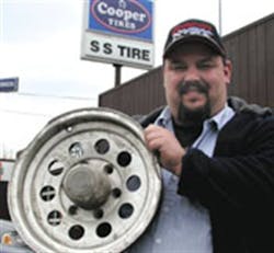 ss-answered-sos-from-american-chopper-ohio-tire-dealer-lent-show-s-cast-a-hand-before-they-became-famous